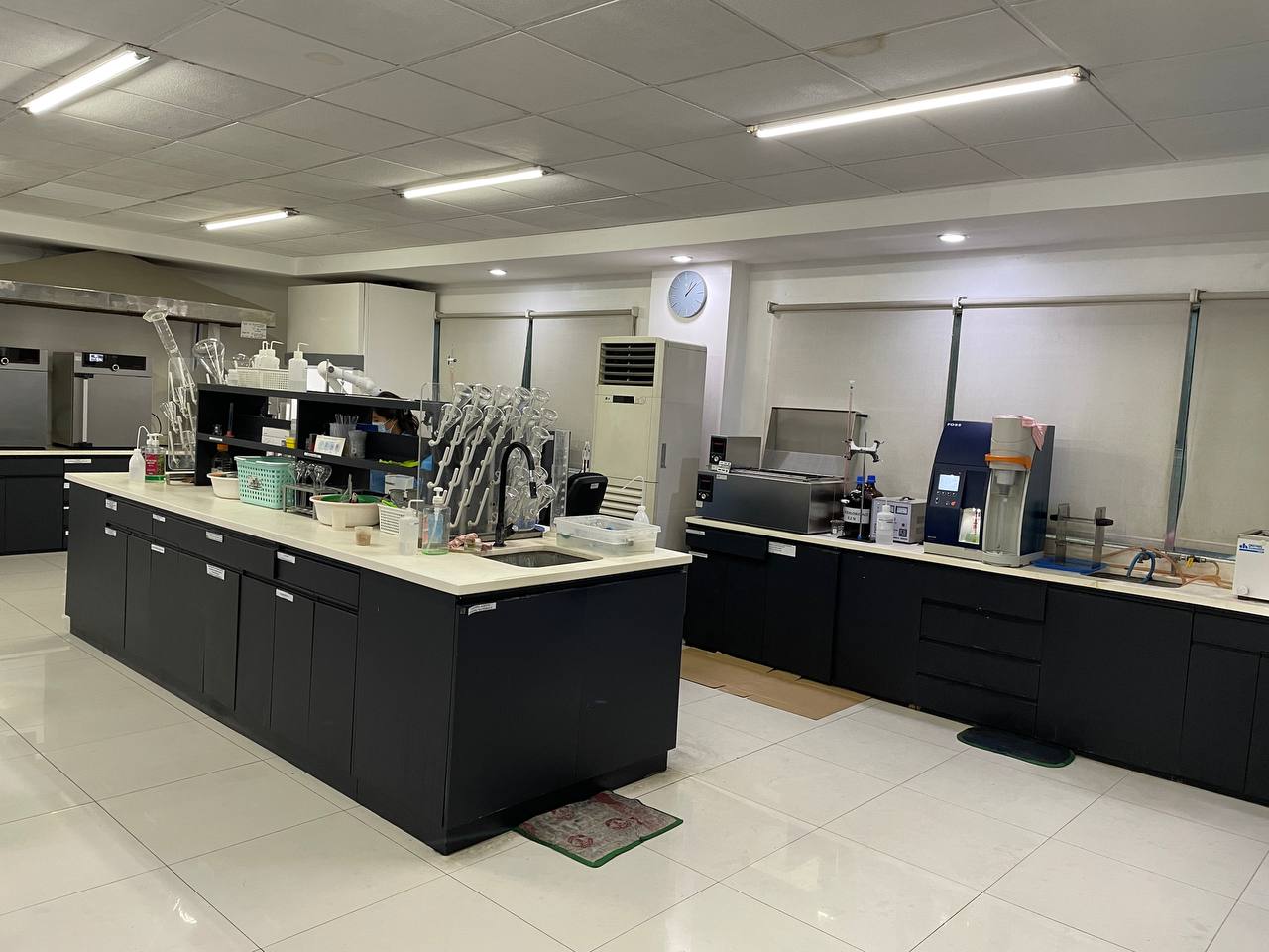 Premium Feeds team at work